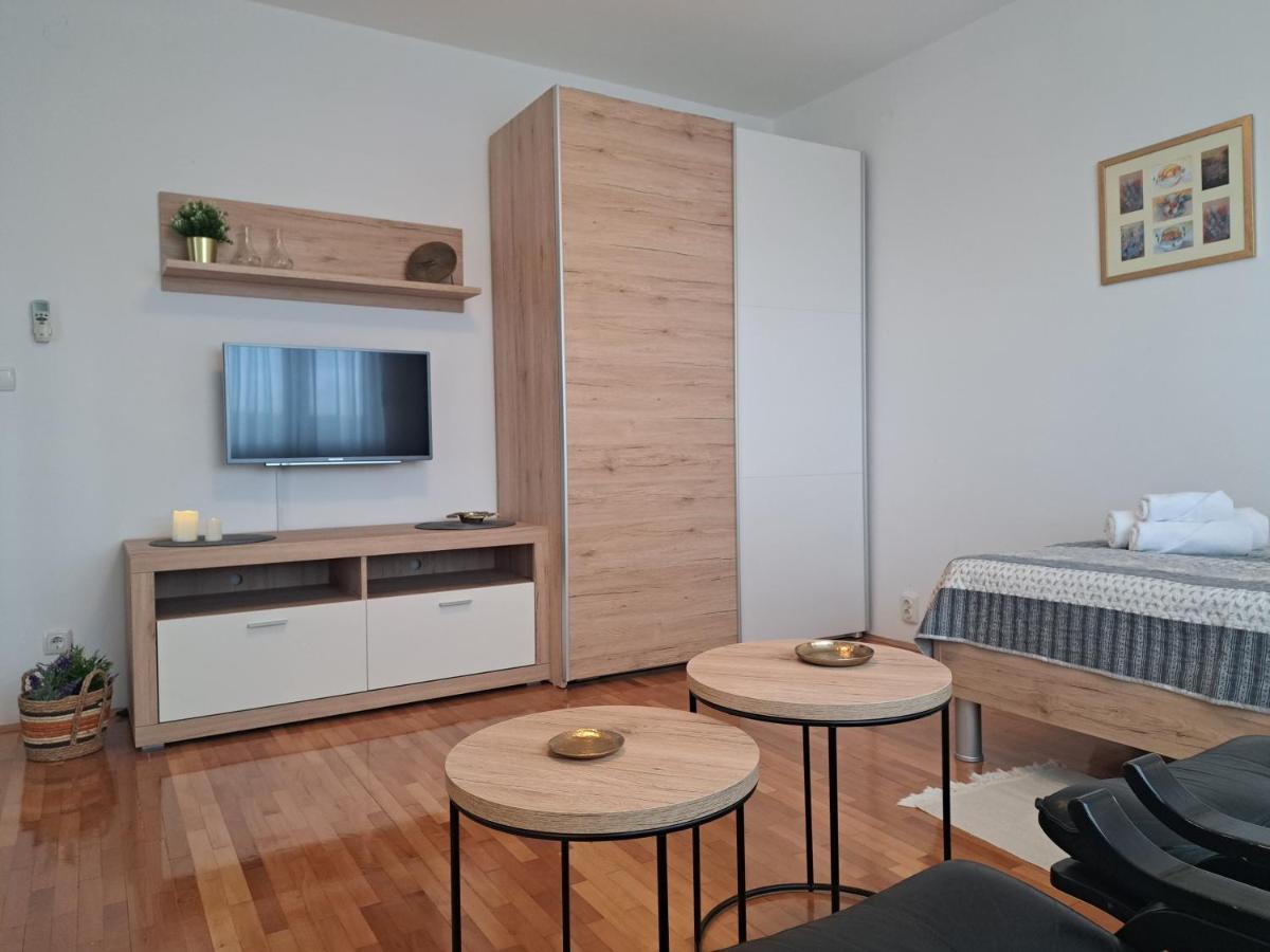 Apartman Dida Jakov Primošten Exterior foto